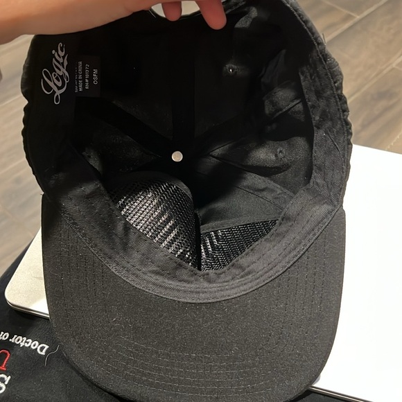 Black 'EVERYBODY' Logic Snapback - Picture 3 of 5